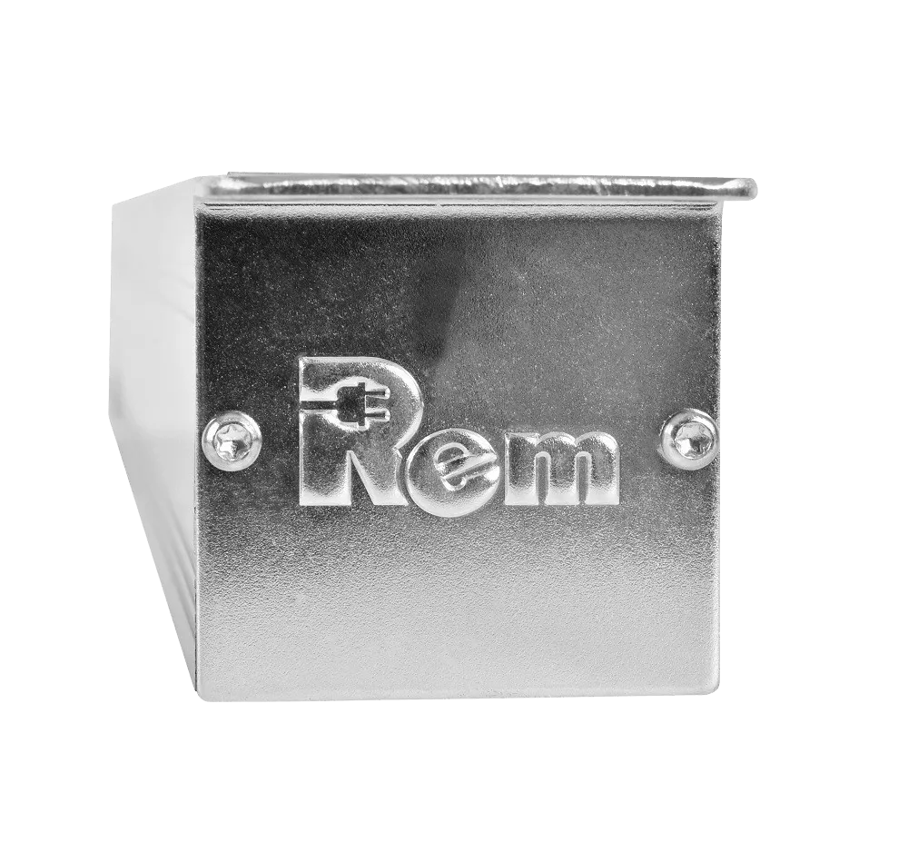 Блок розеток Rem-10 без шнура с выкл., 8 Sсhuko, вход IEC 60320 C14, 10A, алюм., 19"