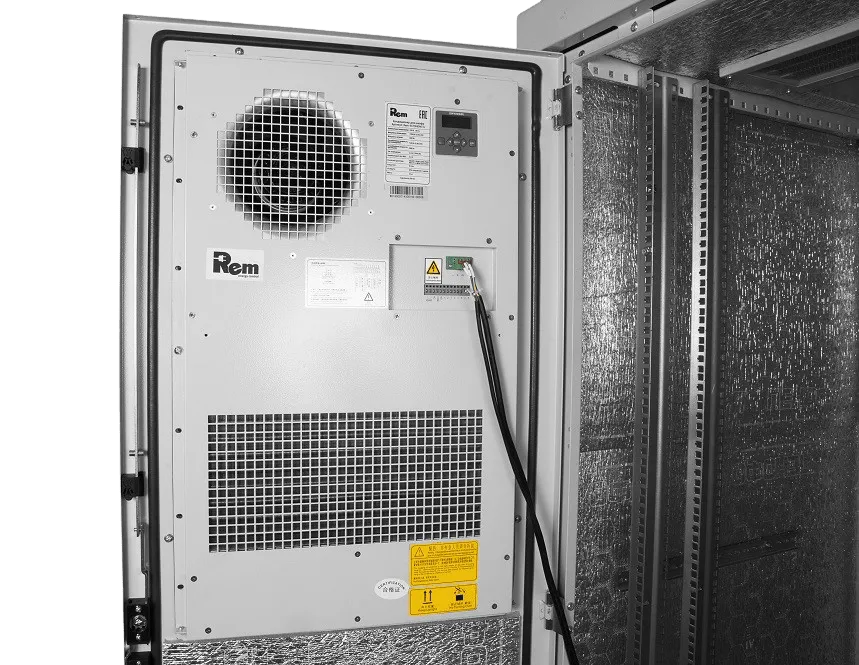 Шкаф всепогодный напольный 18U (Ш700 × Г900), комплектация ТК с контроллером MC3 и датчиками