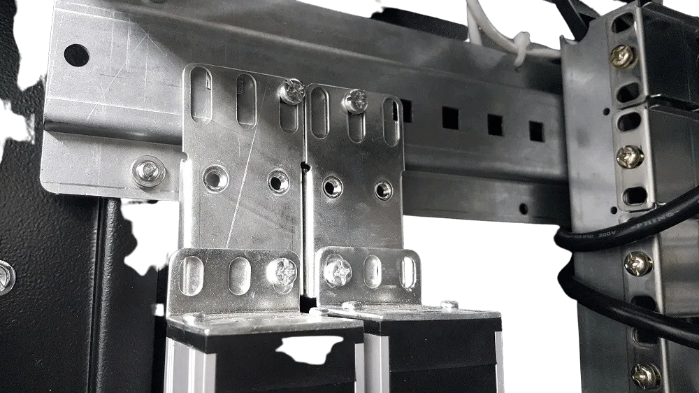 Вертикальный блок розеток Rem-16 с фил. и инд., 25 IEC 60320 C13, алюм., 42-48U, шнур 3 м.