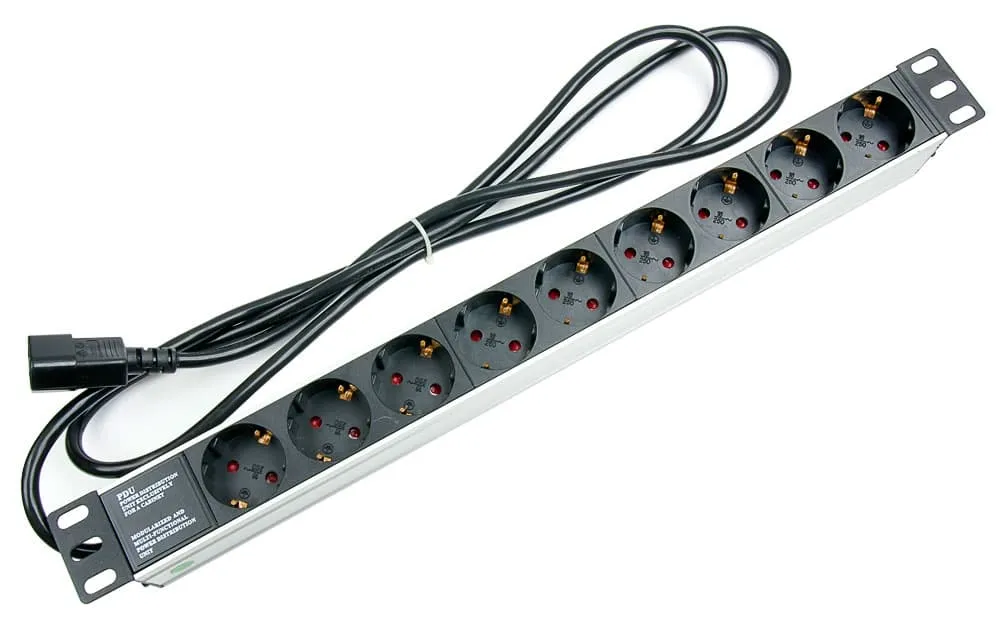 Cabeus (PDU-9P-2IEC)