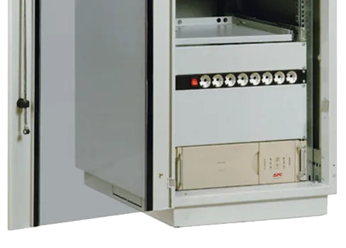Фальшпанель в шкаф 19" 2U