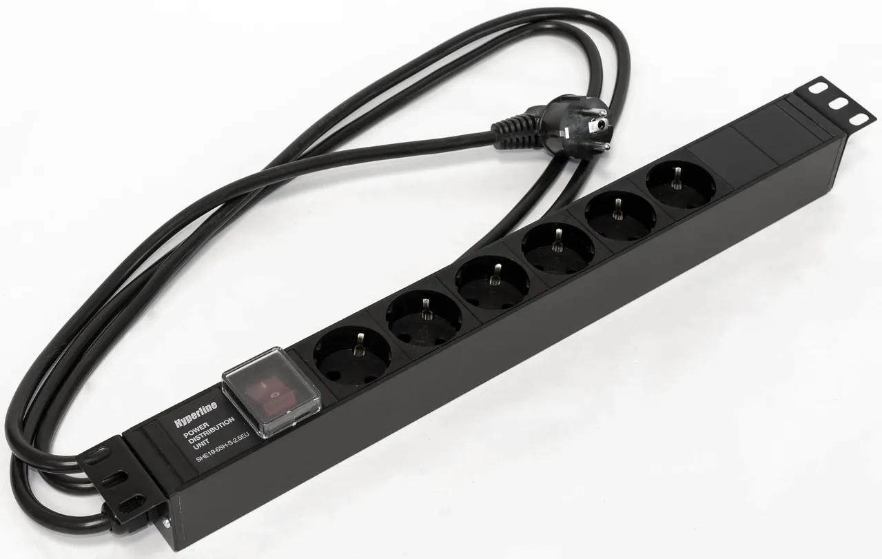Hyperline SHE19-6SH-S-2.5EU