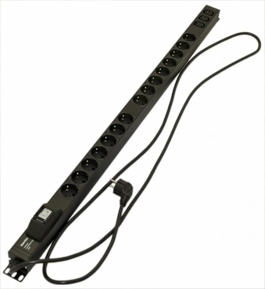 Hyperline SHE-15SH-3IEC-B-2.5EU