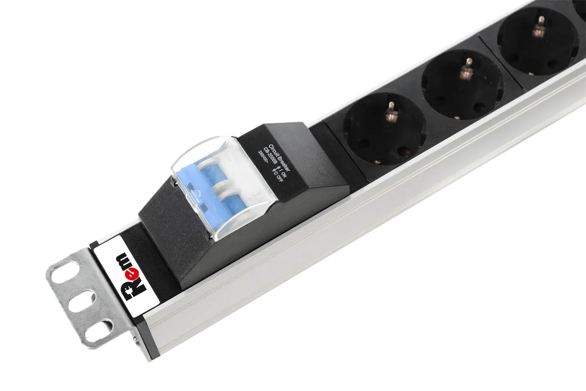 Блок розеток Rem-32 с авт., 3 Sсhuko, 5 IEC 60320 C13, 32А, алюм., 19", колодка